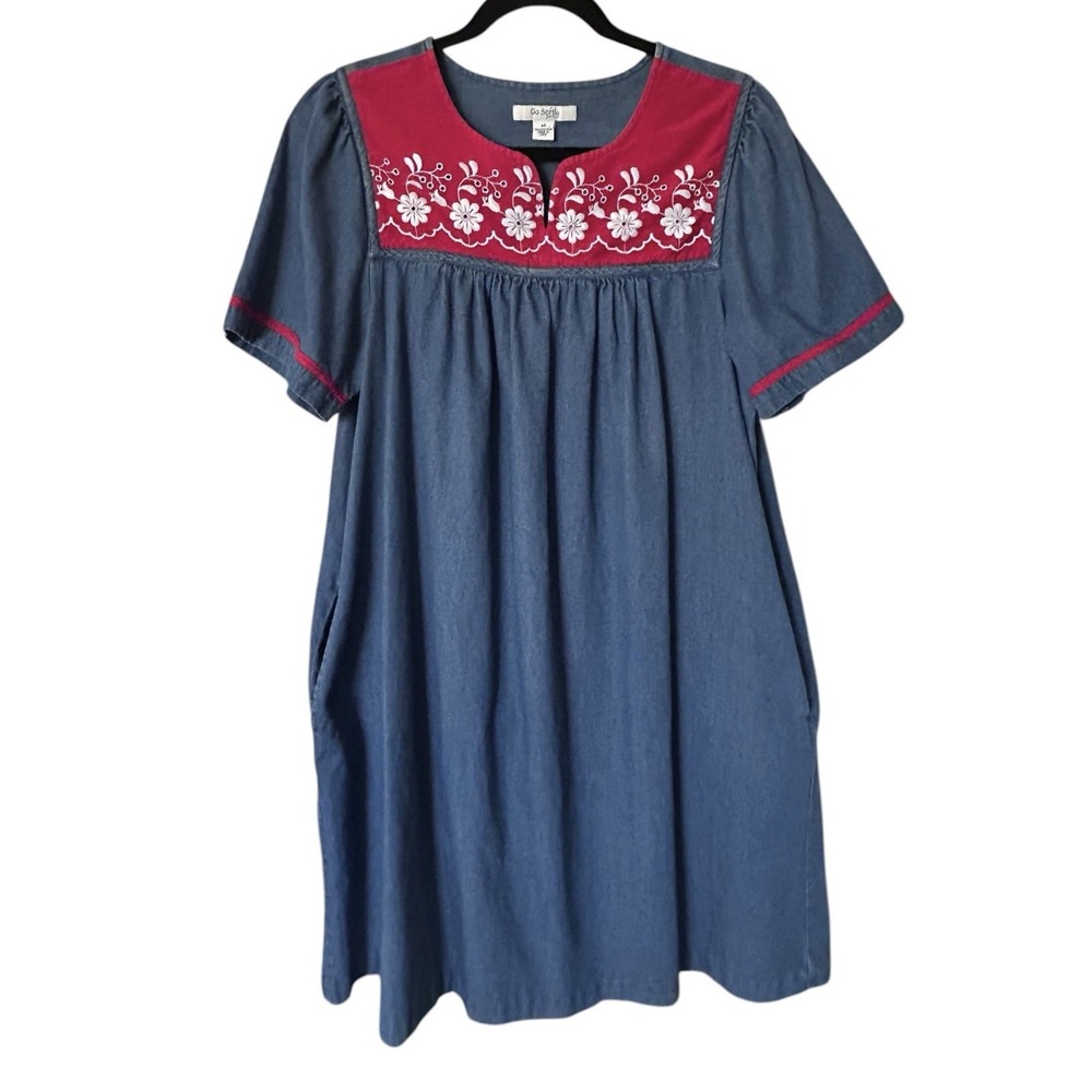 Go‎ Softly Patio Blue Floral Embroidered Cotton Dress Womens Medium Short Sleeve
